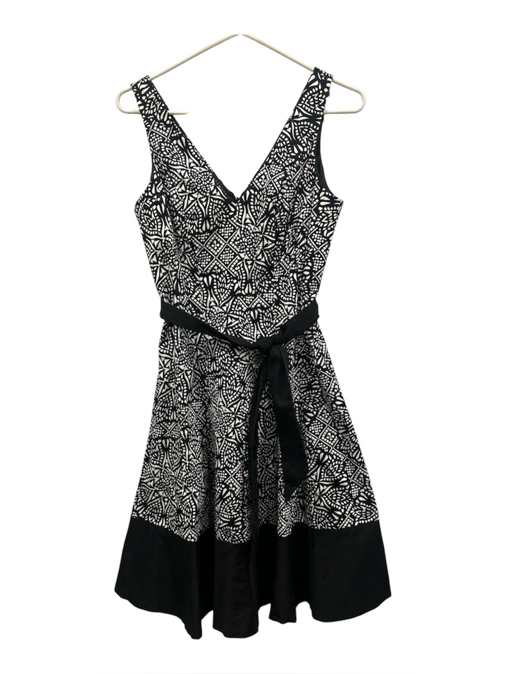 Nine West Black & White Printed Fit-and-Flare Midi Dress with Waist Tie